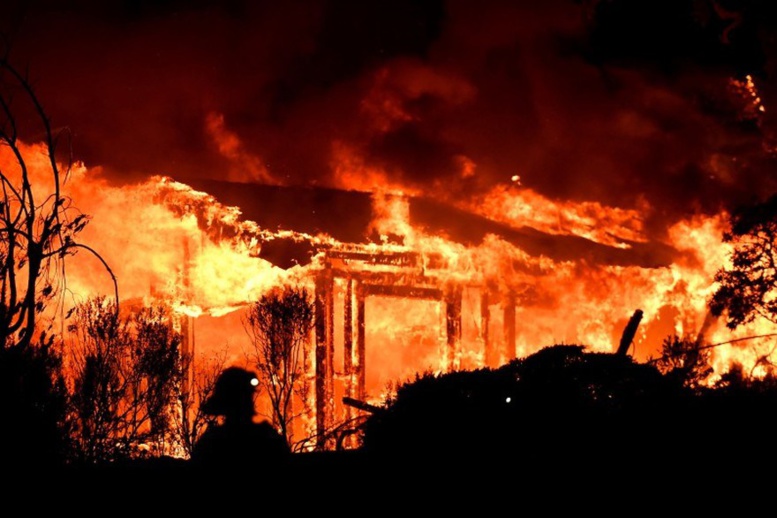 Urgent-Le marché Tilène de Ziguinchor ravagé par les flammes : près d'un milliard FCfa partis en fumée