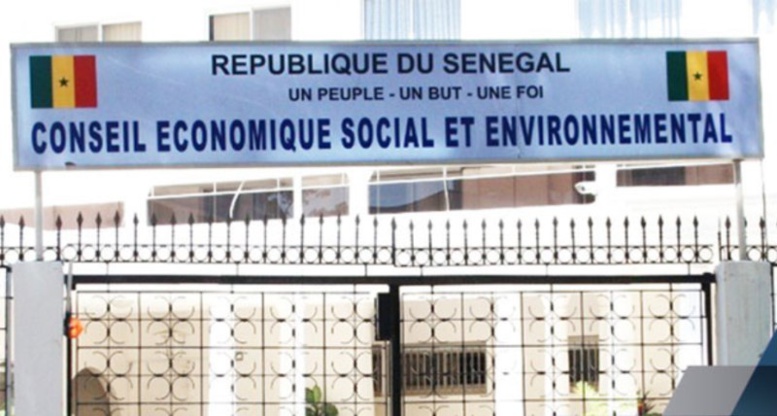 CESE: Aminata Tall reconduite, mais toujours contestée au poste de présidente CESE: Aminata Tall reconduite, mais toujours contestée au poste de présidente