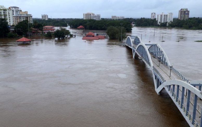 ​Inde: 77 morts dans des inondations au Kerala