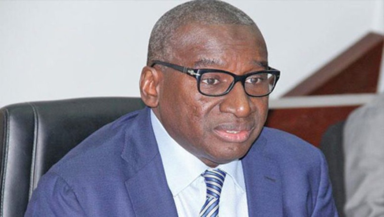 Touba/Distribution supposée de passeports diplomatiques: Sidiki Kaba met les choses au clair Touba/Distribution supposée de passeports diplomatiques: Sidiki Kaba met les choses au clair