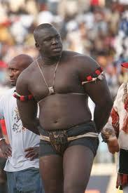 Lutte : Yahya Diop Yékini est de retour au Sénégal