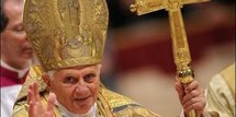 Le pape autorise le préservatif "dans certains cas"