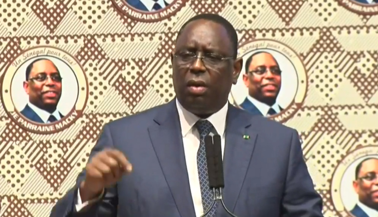 Monsieur le chef de l'Apr, le ministre de la Justice n'a pas d'ordre à recevoir de vous !!! Monsieur le chef de l'Apr, le ministre de la Justice n'a pas d'ordre à recevoir de vous !!!