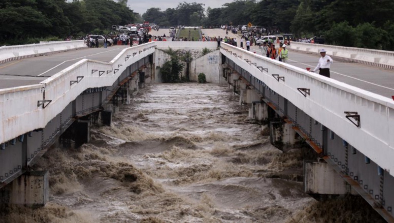 Birmanie: des dizaines de milliers d'évacuations après la rupture d'un barrage Birmanie: des dizaines de milliers d'évacuations après la rupture d'un barrage