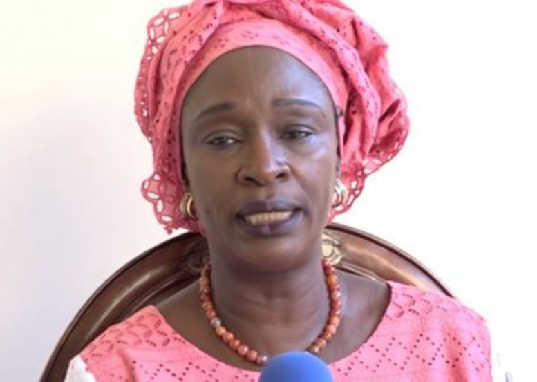 Présidentielle 2019: La candidate Yacine Fall est l’épouse de… Présidentielle 2019: La candidate Yacine Fall est l’épouse de…