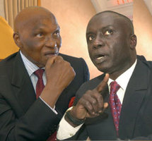 Idrissa Seck fait face à Abdoulaye Wade