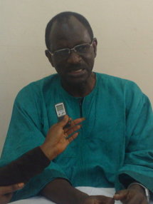 Le professeur Buuba Diop dénonce la tenue des réunions politiques au palais