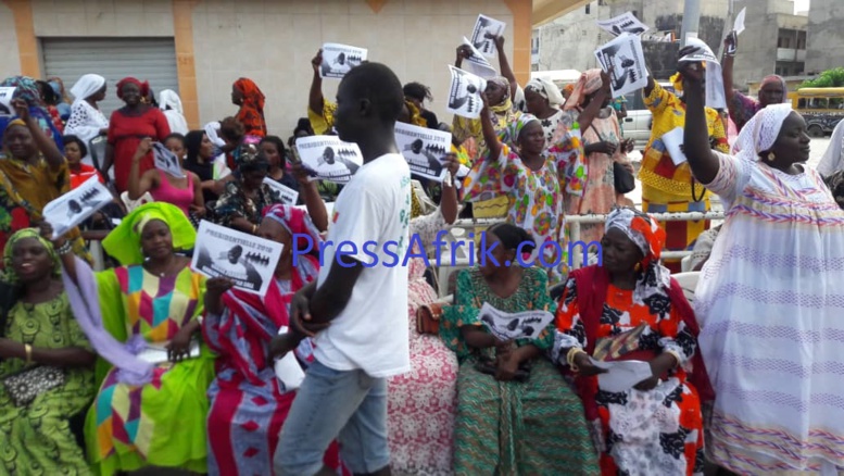 Les premières images du lancement de campagne de collecte de parrainages pour Khalifa Sall Les premières images du lancement de campagne de collecte de parrainages pour Khalifa Sall