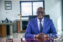 Avec 20 milliards de mise de départ, Babacar Ngom et Cie veulent influer sur l’économie Avec 20 milliards de mise de départ, Babacar Ngom et Cie veulent influer sur l’économie