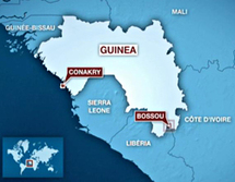 Des milliers d’Ivoiriens se réfugient au Liberia et en Guinée