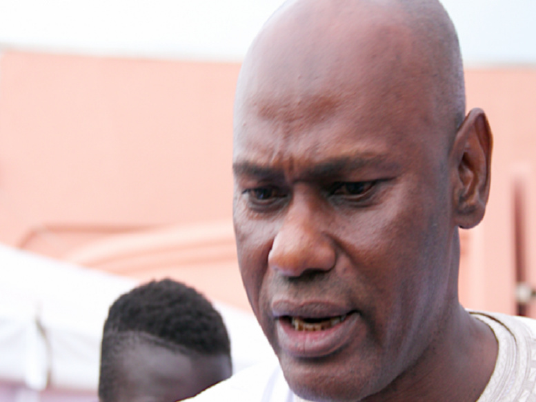 Sa voiture immobilisée, Youssou Touré rallie Dakar via…le transport en commun Sa voiture immobilisée, Youssou Touré rallie Dakar via…le transport en commun