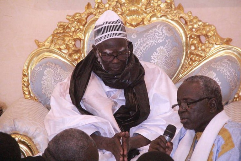 Le Khalife met fin aux fonctions du chef de village de Touba-Mosquée Le Khalife met fin aux fonctions du chef de village de Touba-Mosquée