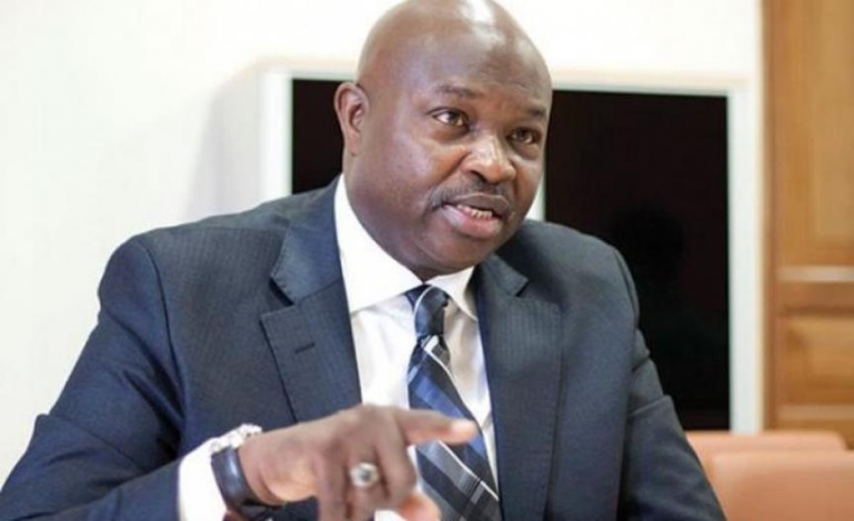 ABC raille Dionne et accuse Macky de ne pas être "serein" ABC raille Dionne et accuse Macky de ne pas être "serein"