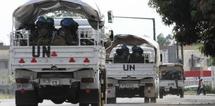 Afin de faire face à la flambée de violence, des soldats de l'ONU continuent de patrouiller dans les rues d'Abidjan. REUTERS/Luc Gnago
