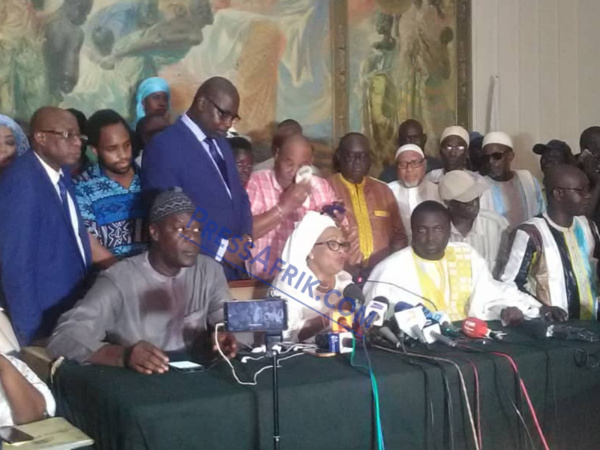 Soham El Wardini : "Ce mandat est toujours celui de Khalifa Sall" Soham El Wardini : "Ce mandat est toujours celui de Khalifa Sall"