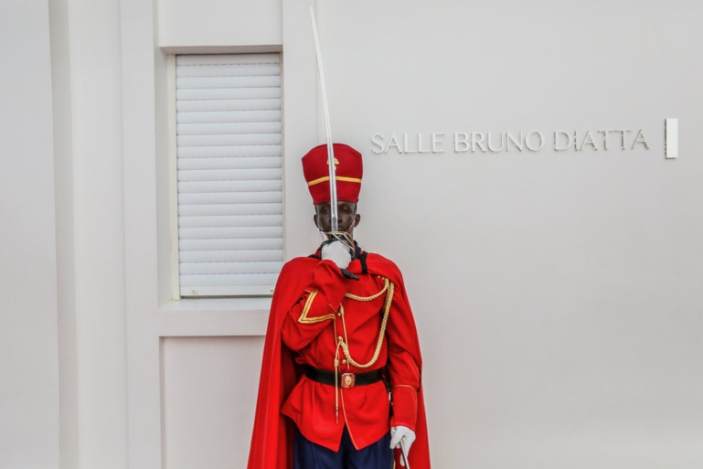 Conseil des ministres : Macky inaugure la salle dédiée au défunt Bruno Diatta