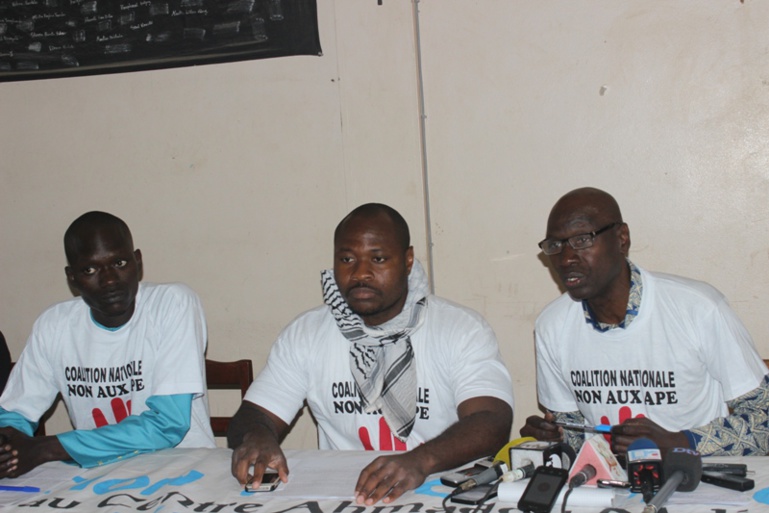 Affaire Omar Watt : interdit de marcher, Guy Marius Sagna et Cie accusent Macky et le procureur de la République Affaire Omar Watt : interdit de marcher, Guy Marius Sagna et Cie accusent Macky et le procureur de la République