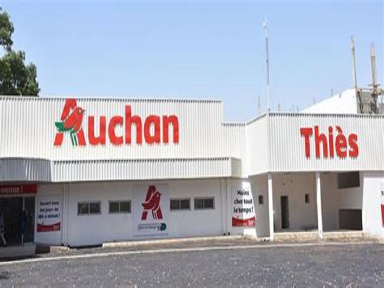 Macky Sall coupe les ailes à Auchan