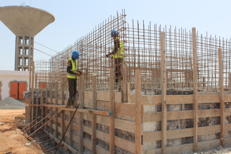 Vidéos - "le fer dans l'eau de Koungheul dépasse les normes édictées par l’OMS", selon le DG de la SONES