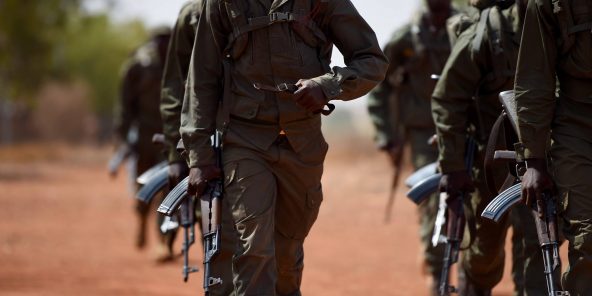 Burkina Faso : un groupe armé attaque la gendarmerie de Djibo et libère plusieurs détenus