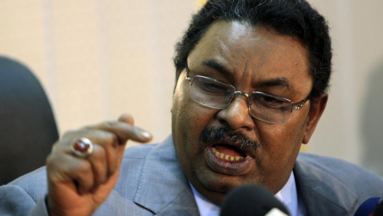 A Paris, le dîner controversé entre le Soudanais Salah Gosh et deux députés LREM A Paris, le dîner controversé entre le Soudanais Salah Gosh et deux députés LREM