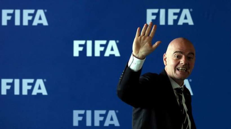 Cette offre à 20 milliards d’euros qui oppose la FIFA et l’UEFA Cette offre à 20 milliards d’euros qui oppose la FIFA et l’UEFA