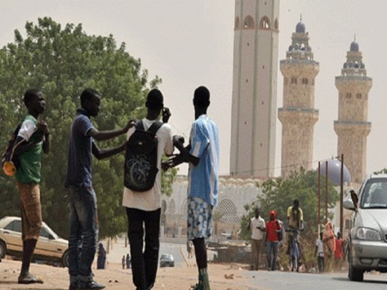 Touba : Les jeunes en première ligne dans la lutte contre la dengue Touba : Les jeunes en première ligne dans la lutte contre la dengue