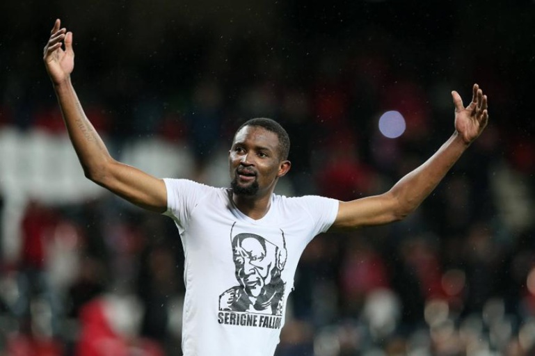 Thierno Seydi dément la "fin de carrière" de Moustapha Diallo : "Il n'est pas dans cette logique" Thierno Seydi dément la "fin de carrière" de Moustapha Diallo : "Il n'est pas dans cette logique"