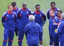 Foot-Bleus Domenech :«Sales gosses inconscients»