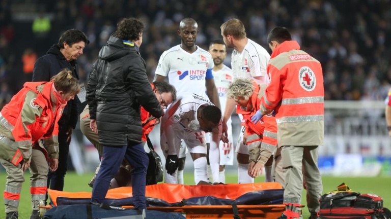 Amiens : Année terminée pour Moussa Konaté ? Amiens : Année terminée pour Moussa Konaté ?