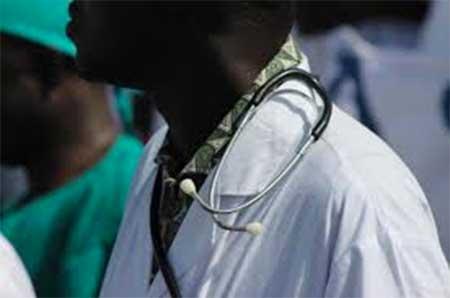 Grève de And-Gueusseum: les malades de diabète étalent leurs souffrances 