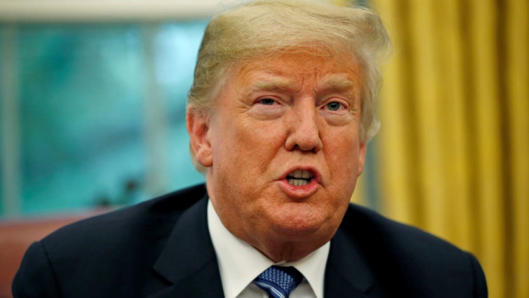 Donald Trump annonce l'abolition du droit du sol Donald Trump annonce l'abolition du droit du sol