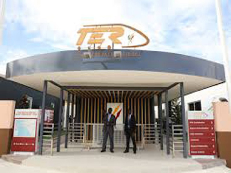 Rufisque : Ngoné Ndoye fait le procès du Ter Rufisque : Ngoné Ndoye fait le procès du Ter