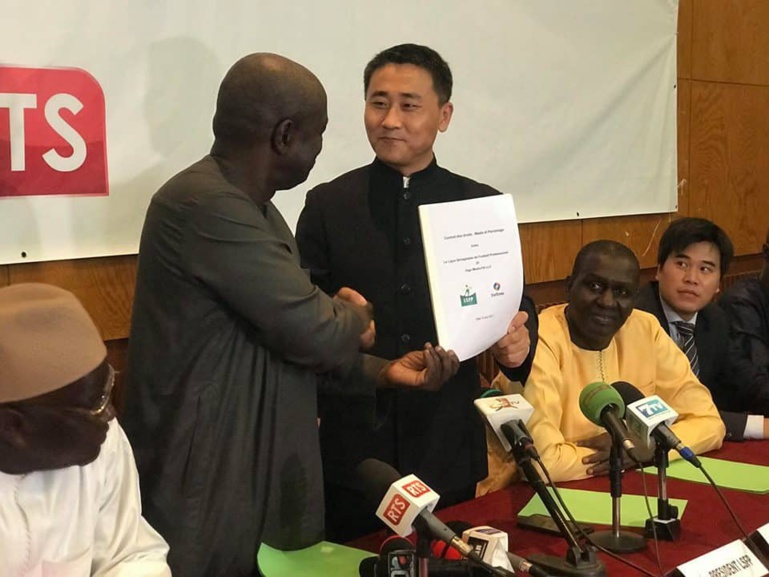 Diffusion du Championnat local : LSFP et StarTimes signe un contrat de 10 ans Diffusion du Championnat local : LSFP et StarTimes signe un contrat de 10 ans