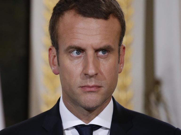 Six personnes liées à l'ultradroite arrêtées pour un projet d'attentat contre Macron Six personnes liées à l'ultradroite arrêtées pour un projet d'attentat contre Macron