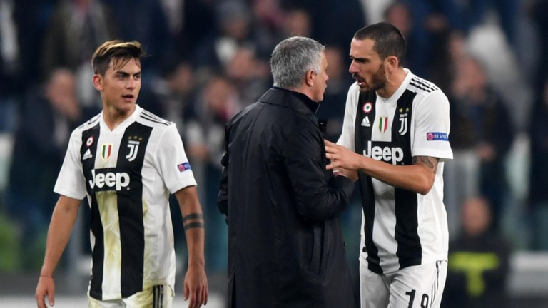 MU : le nouveau tacle de Paul Scholes sur José Mourinho MU : le nouveau tacle de Paul Scholes sur José Mourinho