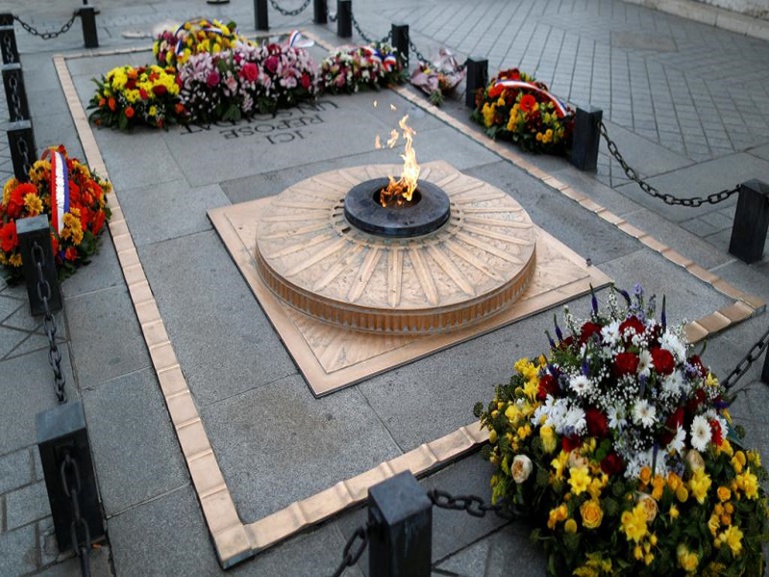 EN DIRECT - Armistice: Tous les dirigeants sont arrivés à l'Elysée EN DIRECT - Armistice: Tous les dirigeants sont arrivés à l'Elysée