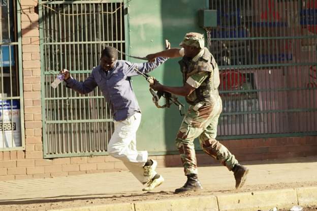 L'armée zimbabwéenne rejette les meurtres commis après les élections