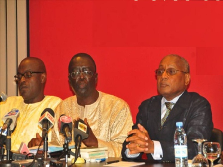 Affaire Karim Wade : les avocats de l’Etat en ont marre de courir derrière leur argent Affaire Karim Wade : les avocats de l’Etat en ont marre de courir derrière leur argent