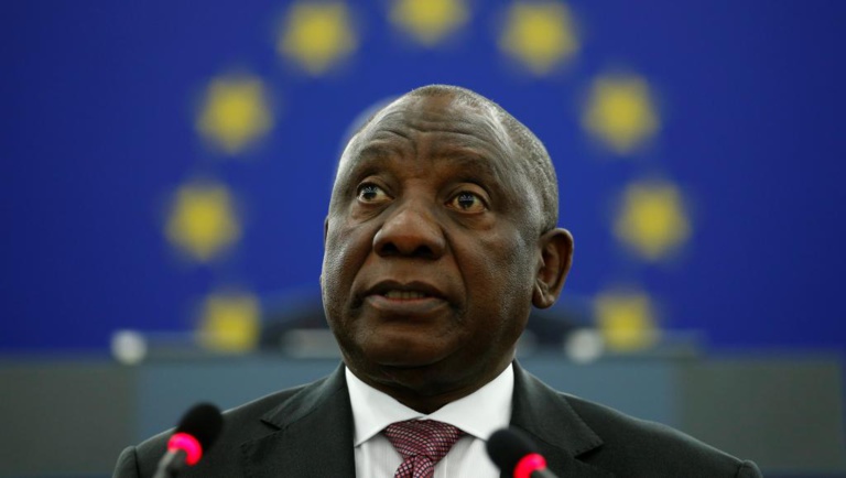 Devant le Parlement européen, le président sud-africain rend hommage à Mandela Devant le Parlement européen, le président sud-africain rend hommage à Mandela