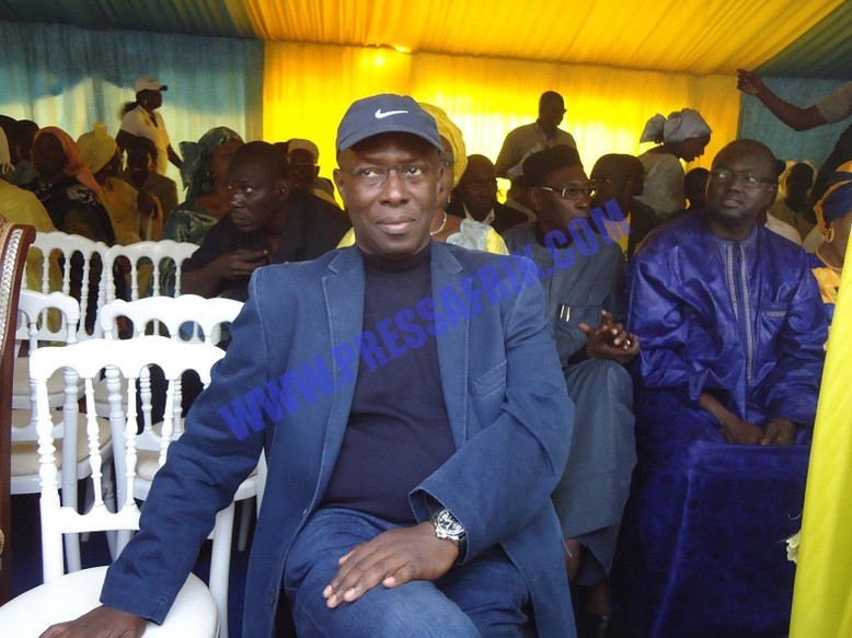 VIDEOS & Reportage Photos direct manifs 19 mars: Wade sans pitié pour les jeunes opposants arrêtés