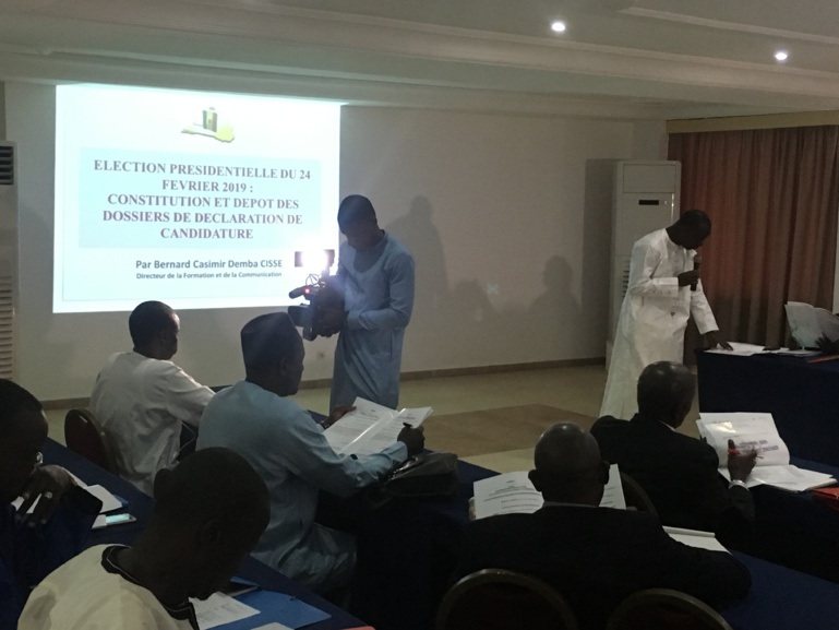 Parrainage : la loi n’accepte pas le surplus de signatures Parrainage : la loi n’accepte pas le surplus de signatures