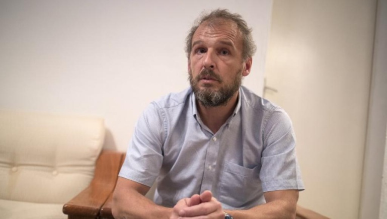 Le fils de l’otage Sophie Pétronin demande à Macron de «clarifier sa position» Le fils de l’otage Sophie Pétronin demande à Macron de «clarifier sa position»