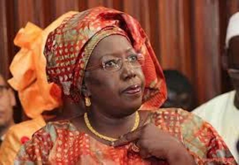 Khoudia Mbaye: "les investisseurs nationaux détiennent des parts importantes dans..." Khoudia Mbaye: "les investisseurs nationaux détiennent des parts importantes dans..."