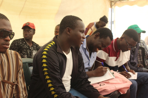 #Les10AnsDePressAfrik : En Direct du don de sang au rond-point jet d'eau (photos et vidéo) #Les10AnsDePressAfrik : En Direct du don de sang au rond-point jet d'eau (photos et vidéo)