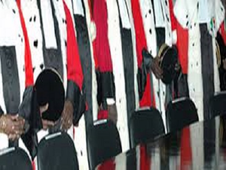 Les vérifications des parrainages se feront en présence d’observateurs indépendants Les vérifications des parrainages se feront en présence d’observateurs indépendants