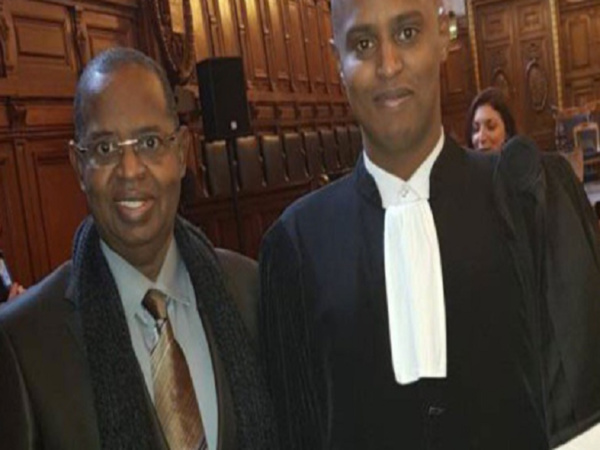 L'émouvante réaction de Cheikh Niasse, le fils de Sidy Lamine: "Papa, pourquoi la veille de mes 30 ans ?" L'émouvante réaction de Cheikh Niasse, le fils de Sidy Lamine: "Papa, pourquoi la veille de mes 30 ans ?"