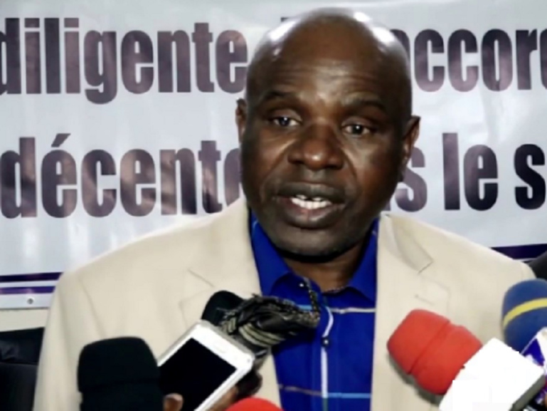 Malick Fall : «Le Saes ne transigera pas sur l’autonomie financière des universités» Malick Fall : «Le Saes ne transigera pas sur l’autonomie financière des universités»