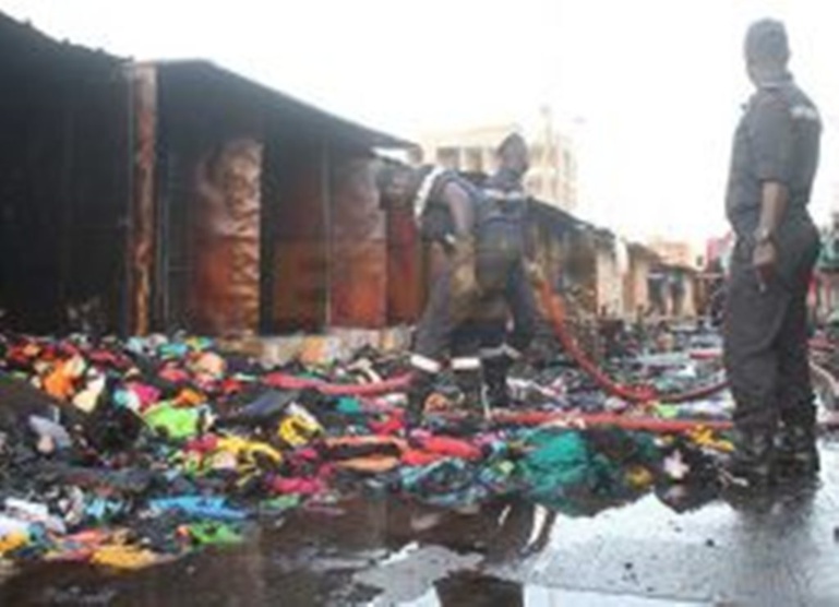 Sit-in à Saint-Louis: des commerçants exigent des autorités la réhabilitation de leur marché ravagé par le feu Sit-in à Saint-Louis: des commerçants exigent des autorités la réhabilitation de leur marché ravagé par le feu