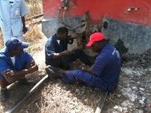 Délocalisation de la gare ferroviaire: Les travailleurs du Petit Train Bleu réclament à l’Etat ½ Milliard